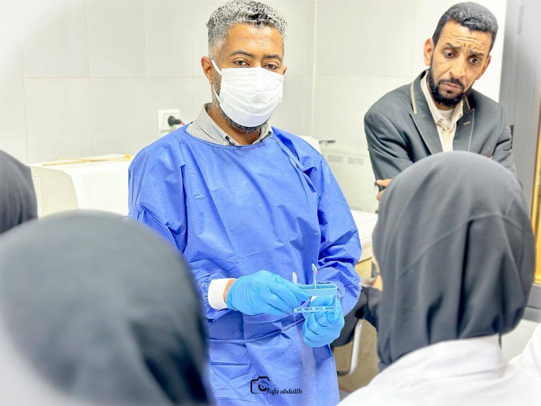 College Students Explore Diagnostic Techniques at the Oncology Center in the Southern Region.